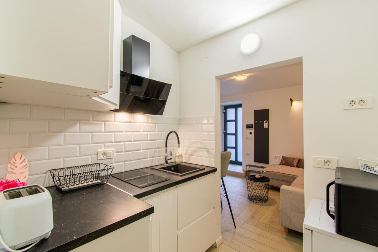 Flexible Selfcheckins 44 - Zagreb - New - Center Apartment Ngoại thất bức ảnh