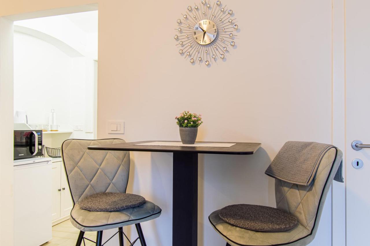 Flexible Selfcheckins 44 - Zagreb - New - Center Apartment Ngoại thất bức ảnh